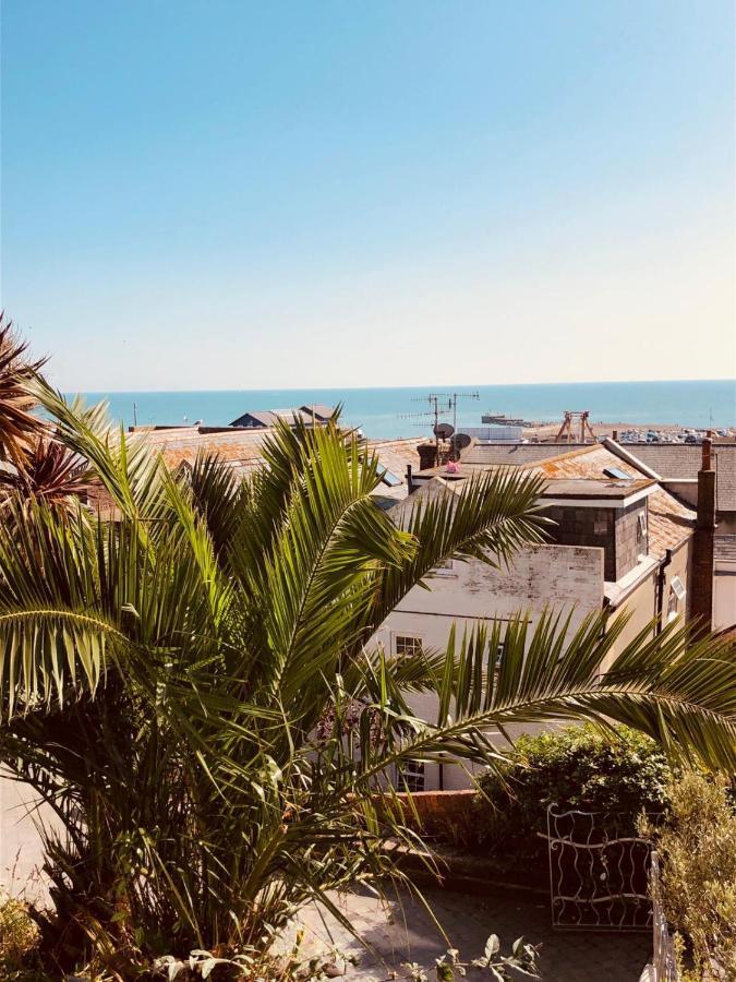 The Retro Retreat With Free Parking Lägenhet Hastings Exteriör bild